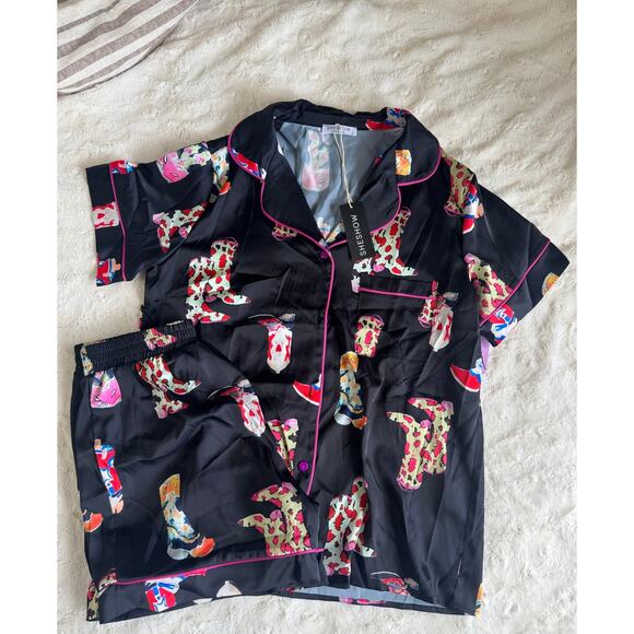 Sheshow Other - Western Cowgirl Pajama Set Satin Boots Print NWT Womens Small